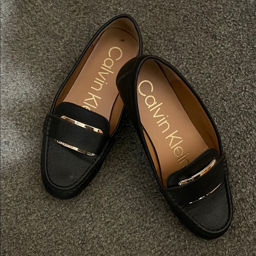 Calvin Klein Black Leather Loafers Sleek Moccasin Design